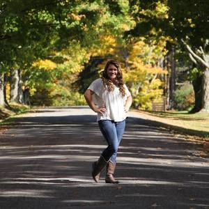 Meet your Posher, Nicole